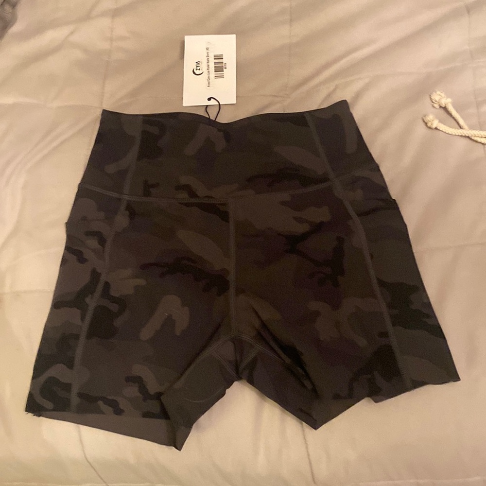 zyia active shorts
